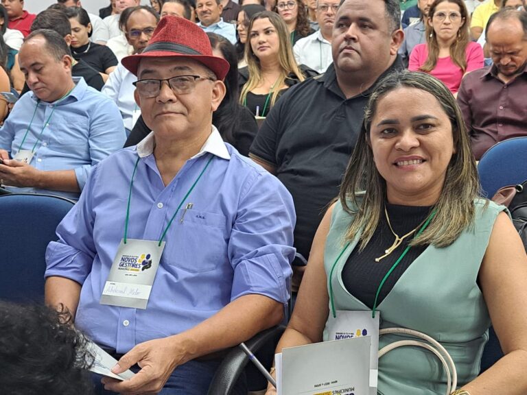 prefeito-abdoral-melo-participa-de-seminario-para-novos-gestores-municipais-em-teresina-4