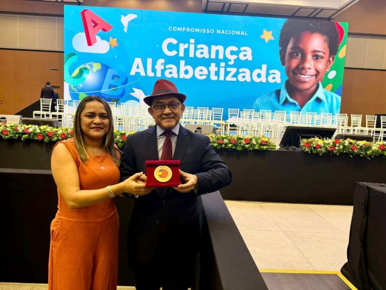 sao-joao-do-arraial-recebe-selo-ouro-por-compromisso-com-a-alfabetizacao2